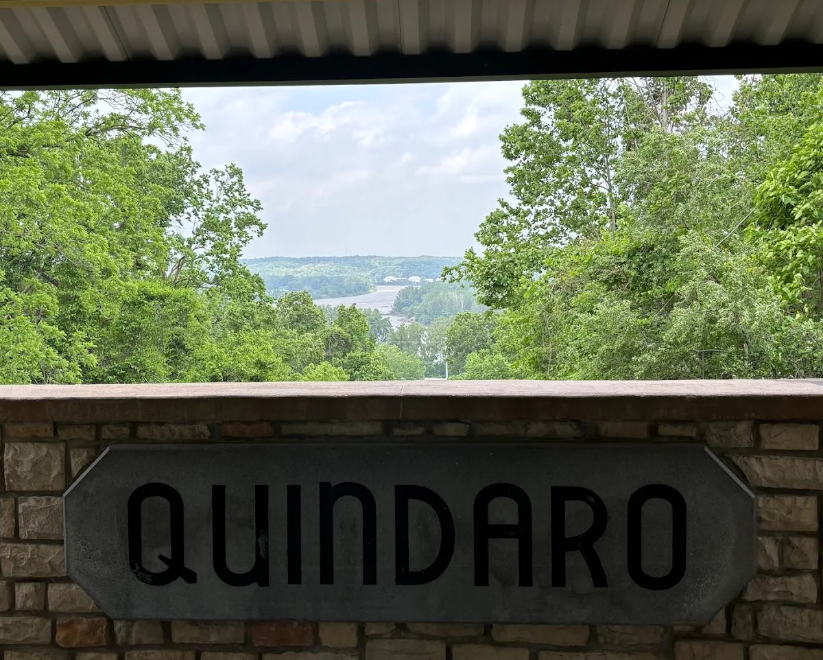 Quindro Town